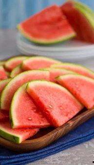 吃瓜包的视频大全,盘点热门吃瓜瞬间，笑料百出！