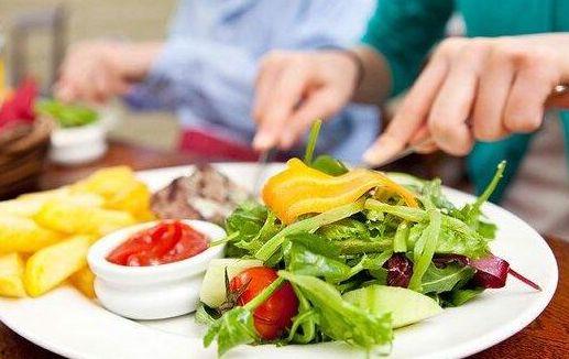 茭瓜能边吃饭边吃吗视频,轻松打造家常美食新体验