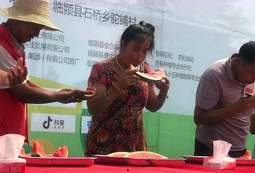 乡村吃瓜大赛视频,欢乐盛宴，瓜王争霸