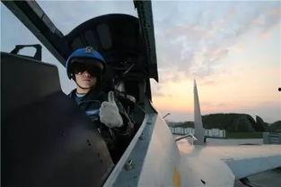 海军小哥哥吃瓜视频播放